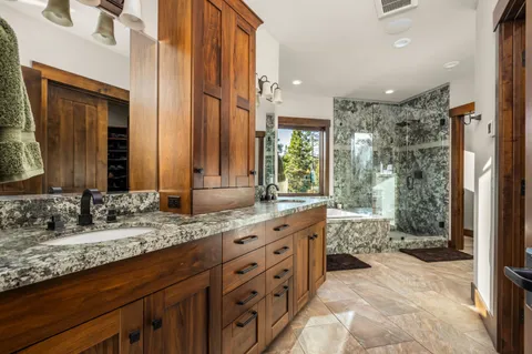 $4,998,000 | 2081 Tahoe Mountain Road, South Lake Tahoe, CA 96150