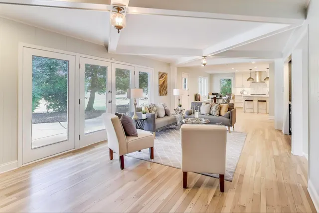 $974,900 | 2408 Cumberland Circle, Long Grove, IL 60047