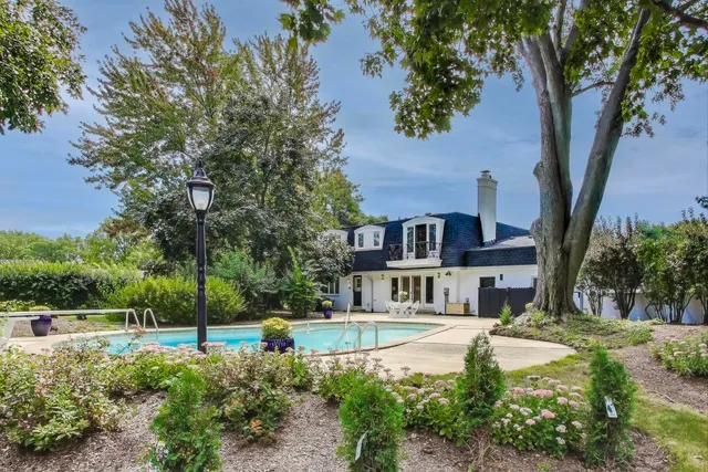 $974,900 | 2408 Cumberland Circle, Long Grove, IL 60047