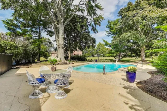 $974,900 | 2408 Cumberland Circle, Long Grove, IL 60047