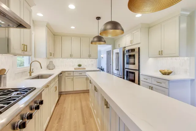 $974,900 | 2408 Cumberland Circle, Long Grove, IL 60047