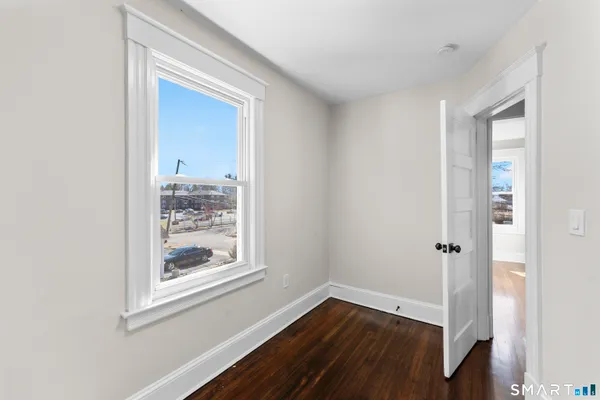 $339,000 | 30 Oakwood Street, East Hartford, CT 06108