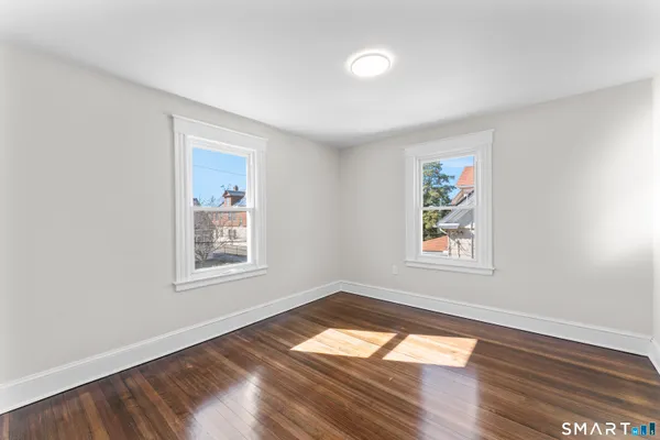 $339,000 | 30 Oakwood Street, East Hartford, CT 06108