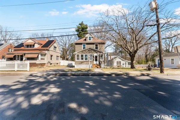 $339,000 | 30 Oakwood Street, East Hartford, CT 06108