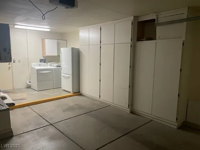 $1,795 | 2756 Desert Crystal Drive, Las Vegas, NV 89134