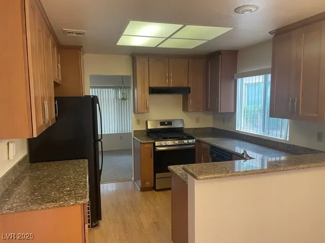 $1,795 | 2756 Desert Crystal Drive, Las Vegas, NV 89134