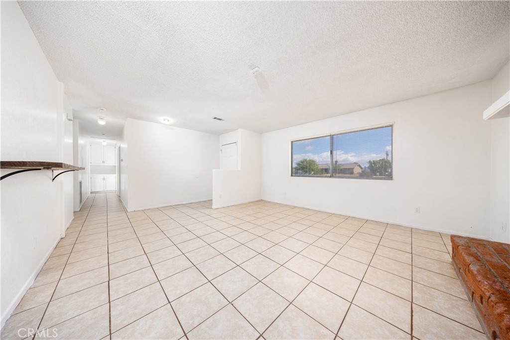 10686 Jamul Road Apple Valley, CA 92308 - Photo 7 of 23 Open space layout with new interior paint