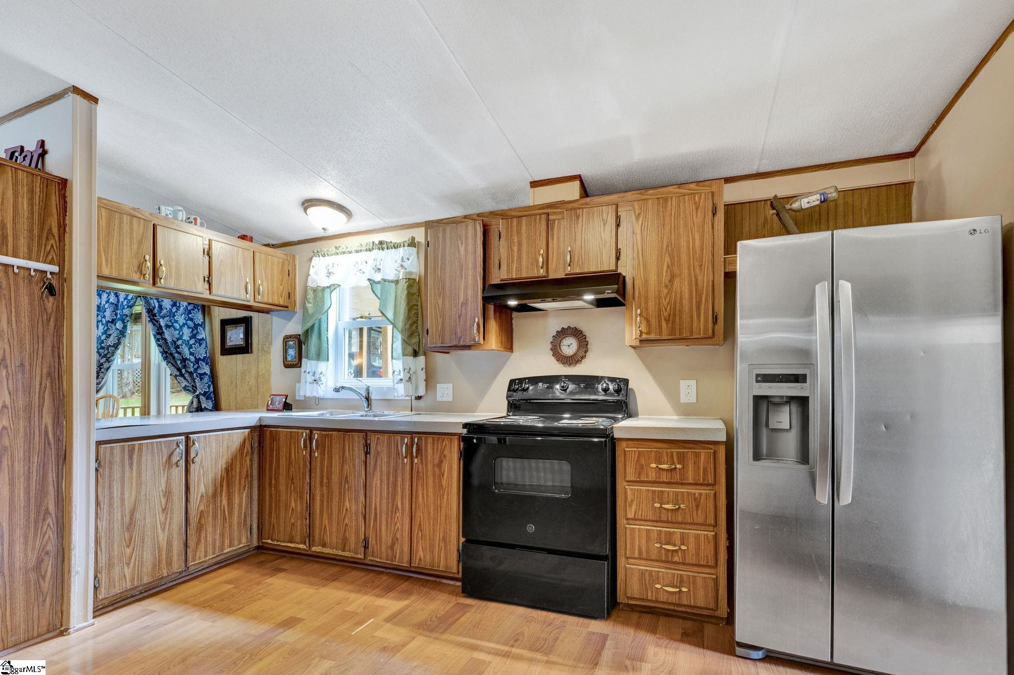 1277 Lake Cunningham Road Greer, SC 29651 - Photo 7 of 26