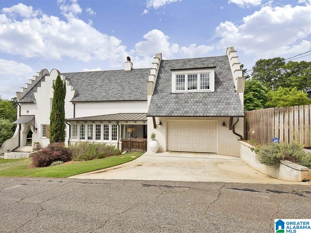 2312 Shades Crest Road Birmingham, AL 35216 - Photo 4 of 49