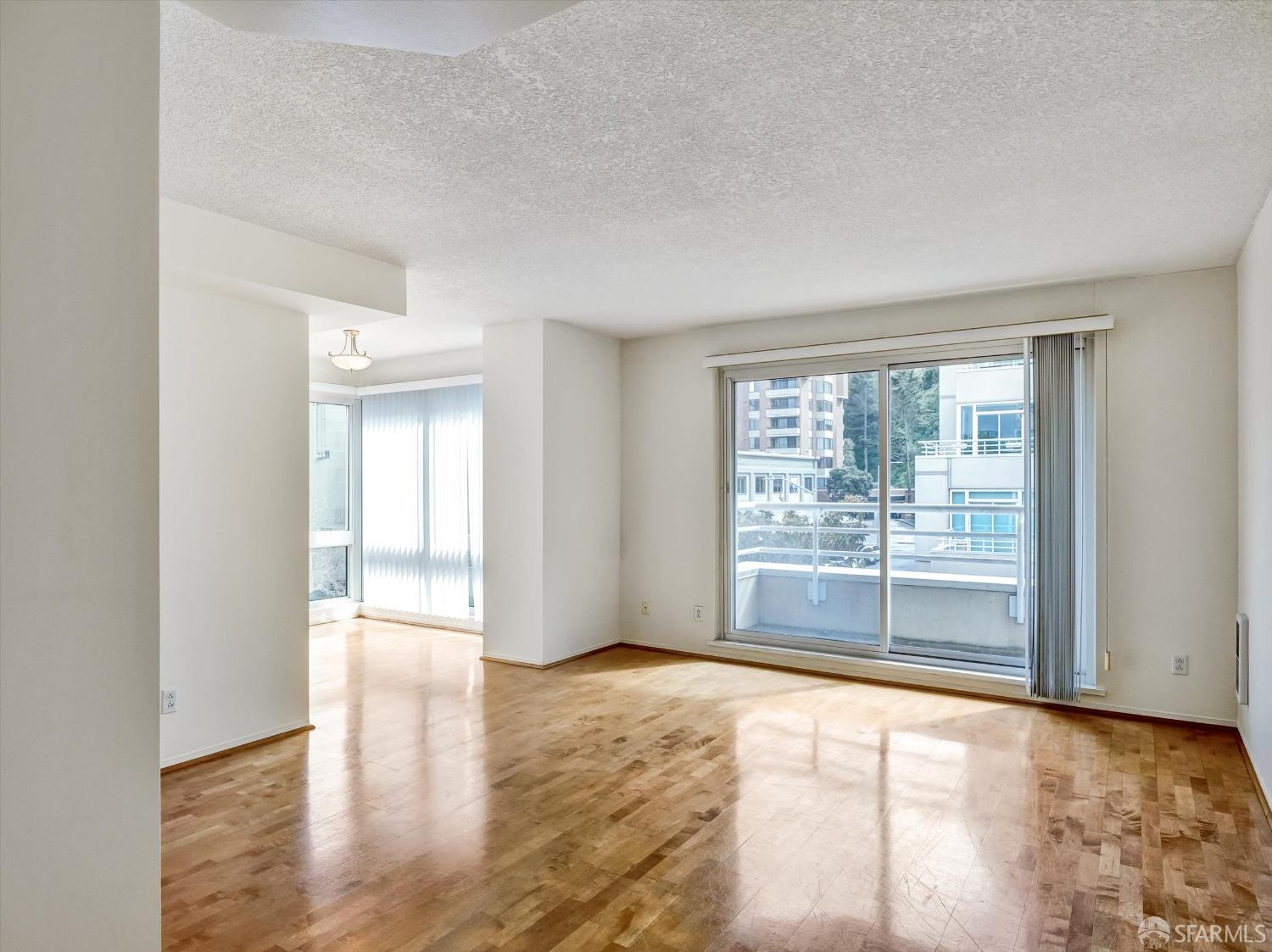 111 Chestnut St Unit 310  