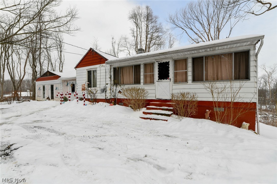 995 Portage Line Road Mogadore, OH 44260 - Photo 2 of 34