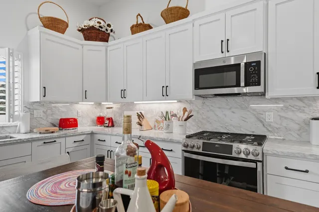 $720,000 | 9166 Lakeside Drive, Mountain Ranch, CA 95246