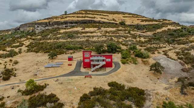 $720,000 | 9166 Lakeside Drive, Mountain Ranch, CA 95246