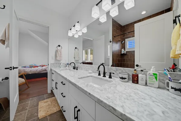 $669,900 | 9166 Lakeside Drive, Mountain Ranch, CA 95246