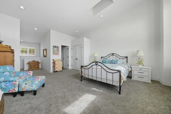 $669,900 | 9166 Lakeside Drive, Mountain Ranch, CA 95246