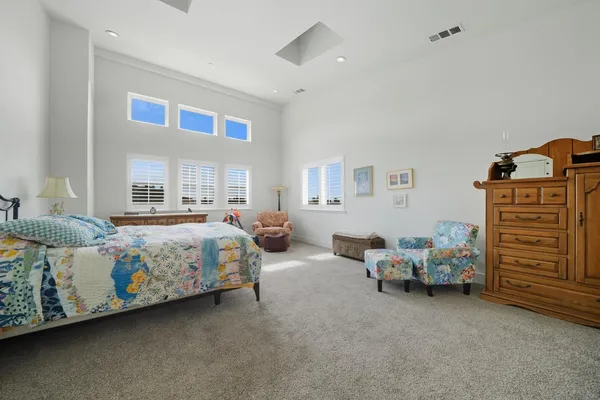$669,900 | 9166 Lakeside Drive, Mountain Ranch, CA 95246