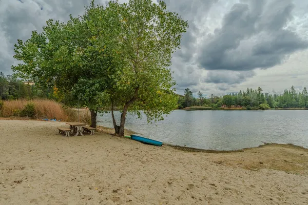 $669,900 | 9166 Lakeside Drive, Mountain Ranch, CA 95246