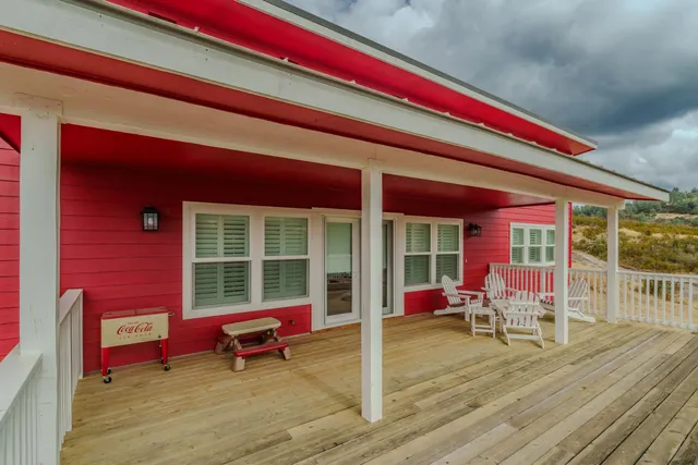 $720,000 | 9166 Lakeside Drive, Mountain Ranch, CA 95246