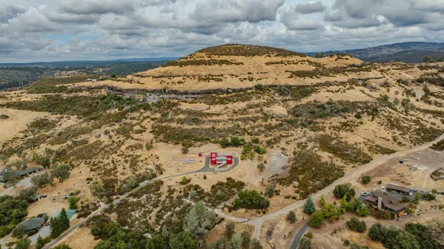 $720,000 | 9166 Lakeside Drive, Mountain Ranch, CA 95246