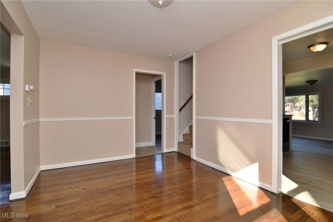 2559 Canterbury Road Cleveland, OH 44118 - Photo 7 of 30