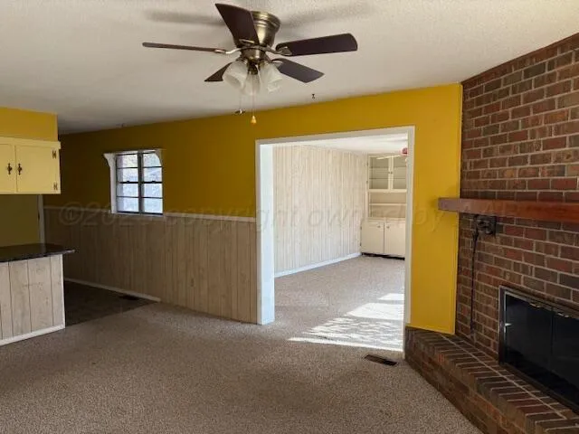 a view of livingroom and window