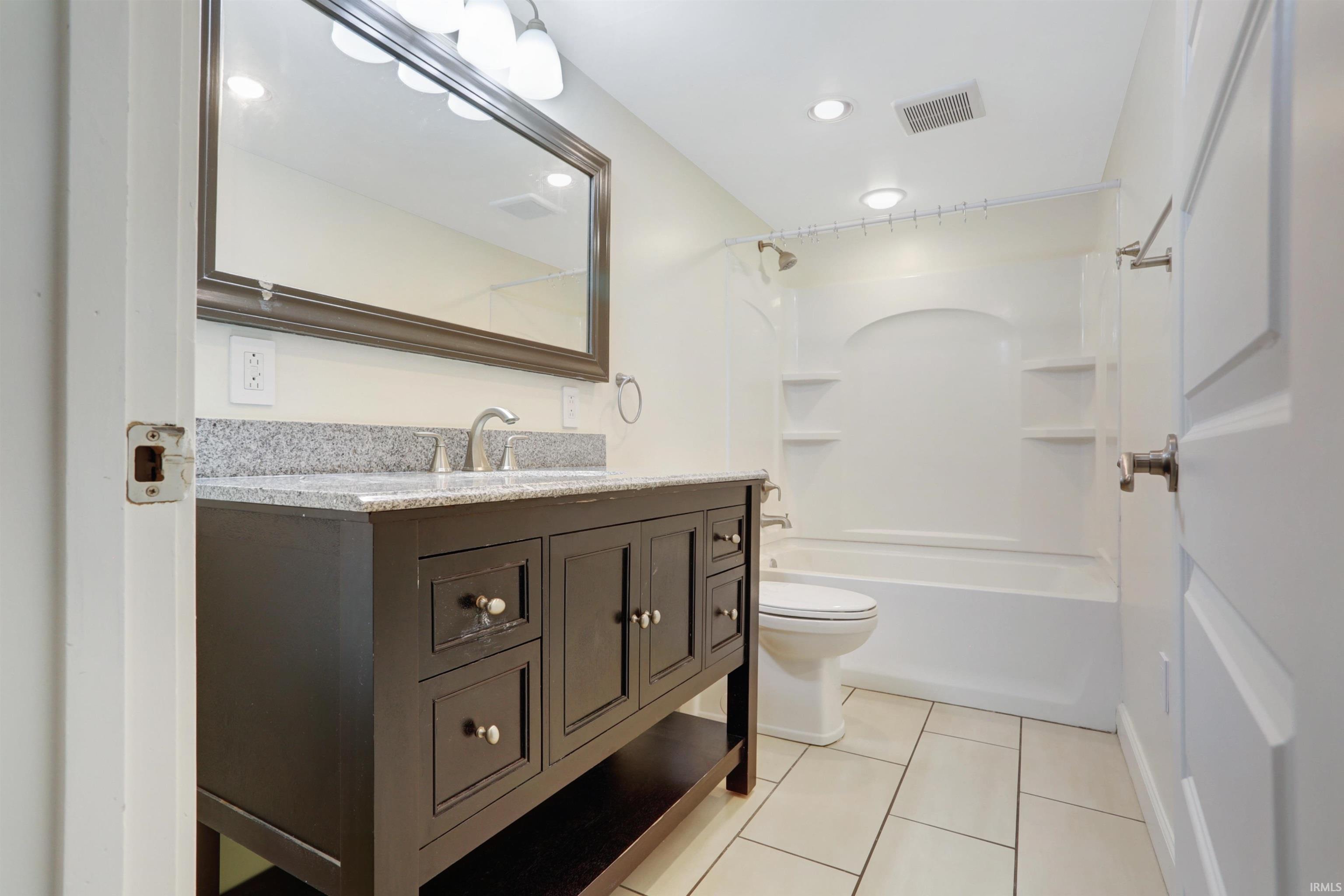 3000 Rode Road Evansville, IN 47711 - Photo 26 of 31 Gallery Image 26