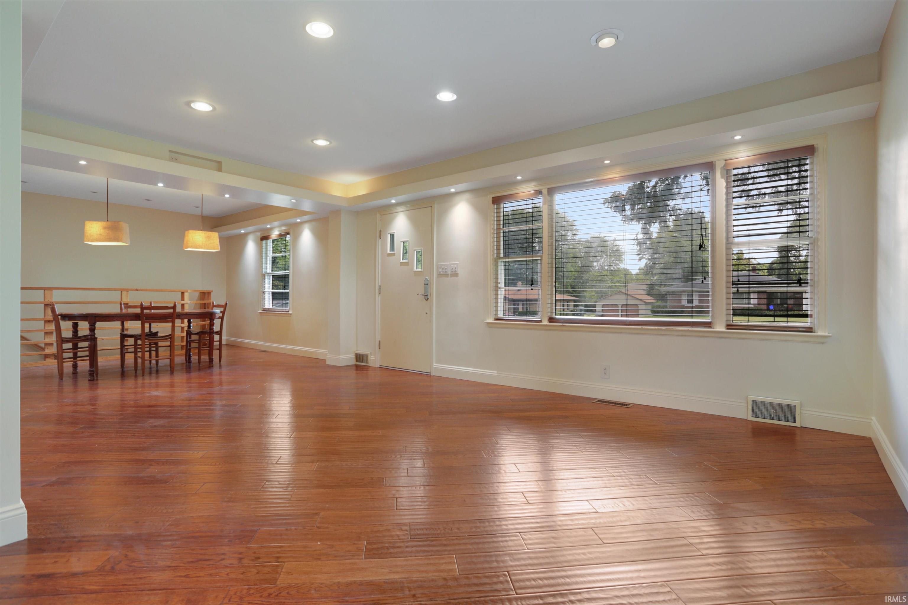 3000 Rode Road Evansville, IN 47711 - Photo 5 of 31 Gallery Image 5