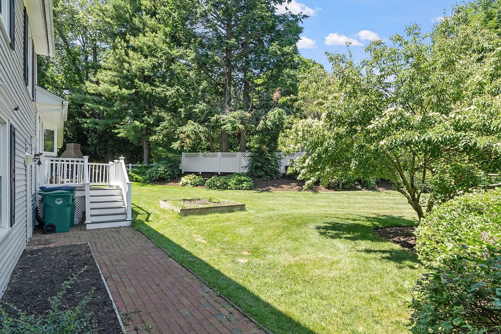 15 Juniper Road Fitchburg, MA 01420 - Photo 3 of 36 Gallery Image 3