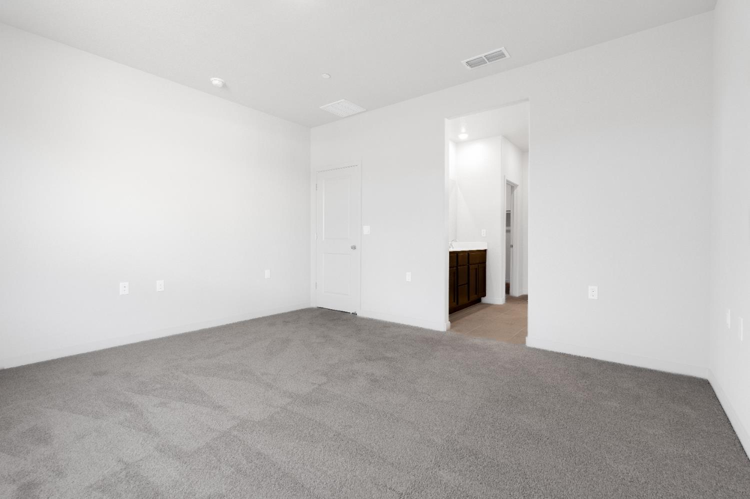 4735 Ariel Street Keyes, CA 95328 - Photo 6 of 26