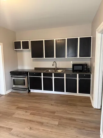 $374,900 | 819 10th Street Northwest, Grand Rapids, MI 49504