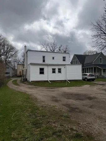 $374,900 | 819 10th Street Northwest, Grand Rapids, MI 49504