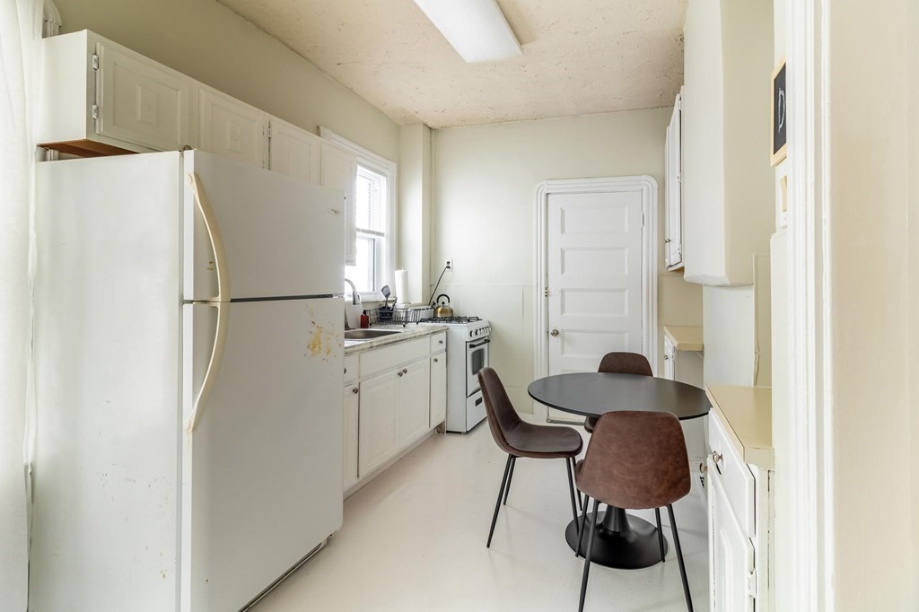 787 Columbia Road, Unit 1 Boston, MA 02125 - Photo 4 of 14