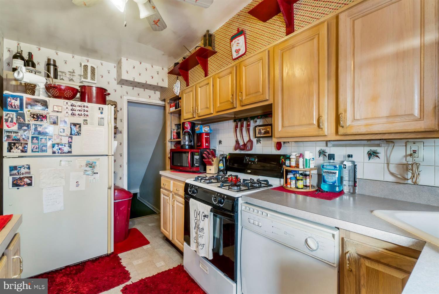 7823 Charlesmont Road Dundalk, MD 21222 - Photo 11 of 30 Kitchen