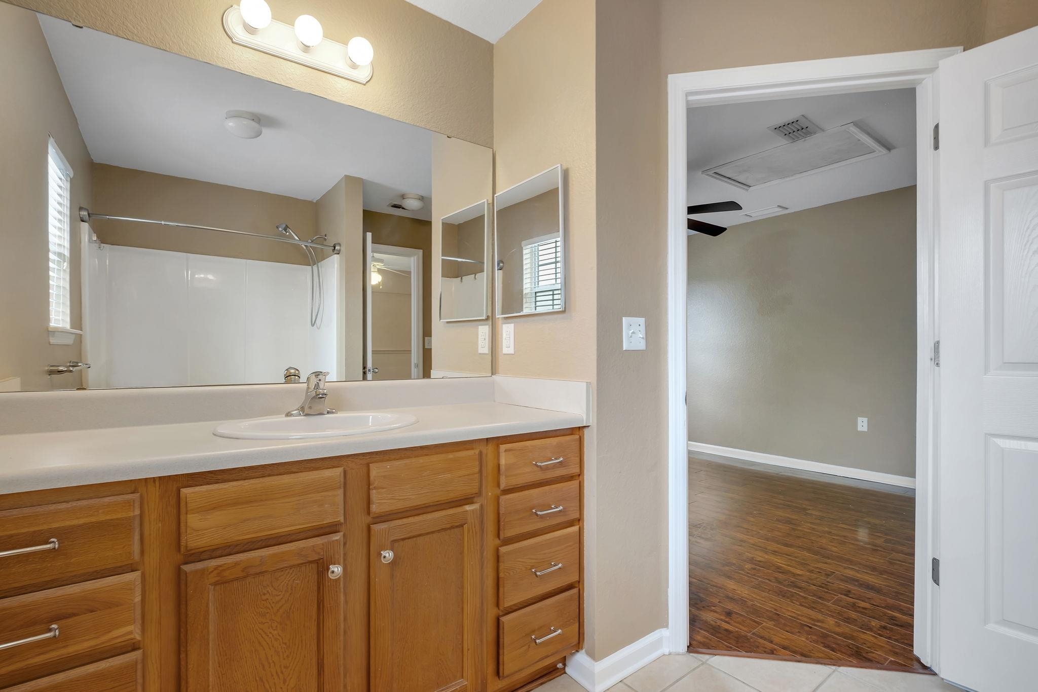 4434 Gearhart Road, Unit 5301 Tallahassee, FL 32303 - Photo 26 of 37