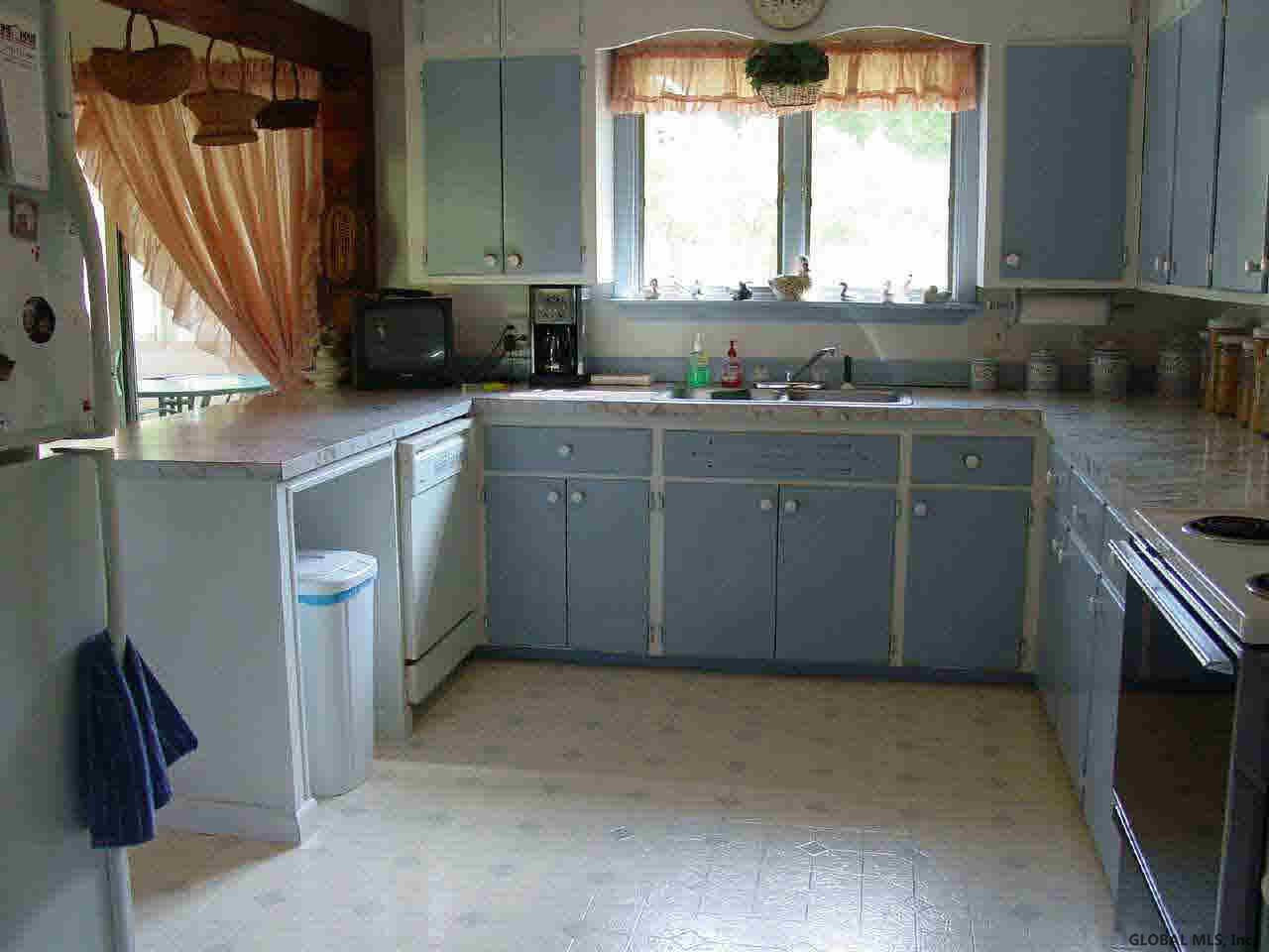 327 Walter Maxfield Road Hadley, NY 12835 - Photo 4 of 11 Photo 4