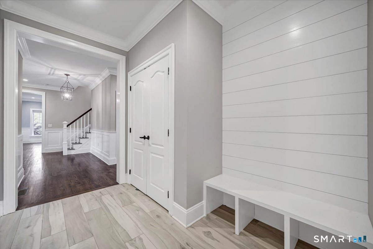 1049 Stillwater Road Stamford, CT 06902 - Photo 11 of 32