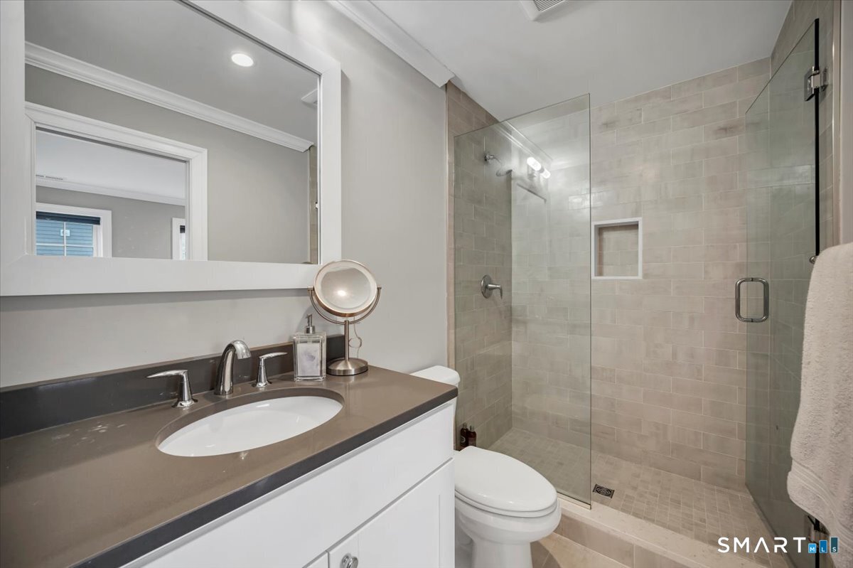 1049 Stillwater Road Stamford, CT 06902 - Photo 21 of 32