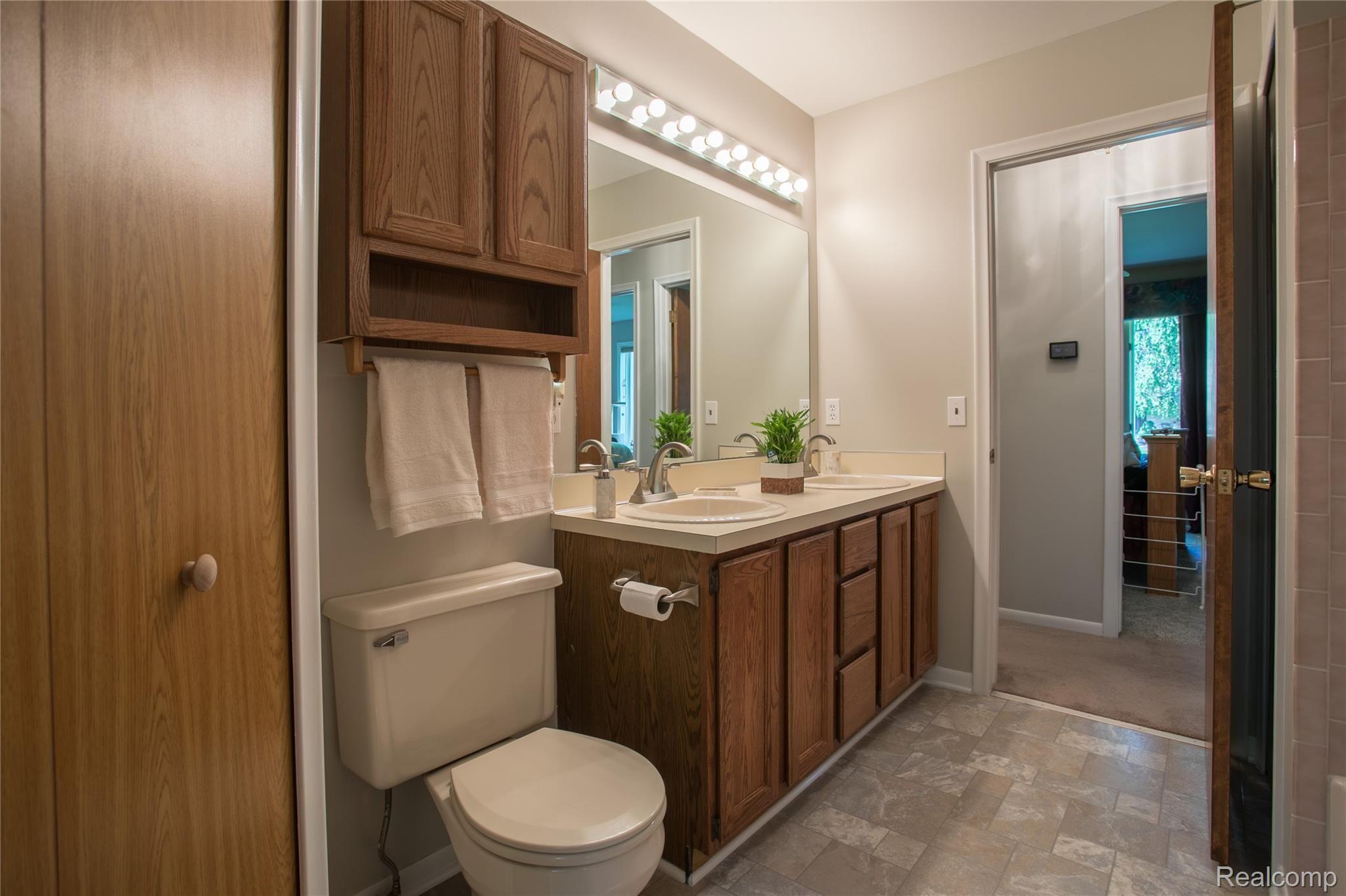 5294 Copley Square Road Grand Blanc, MI 48439 - Photo 13 of 31 TIDP1389-HDR.jpg