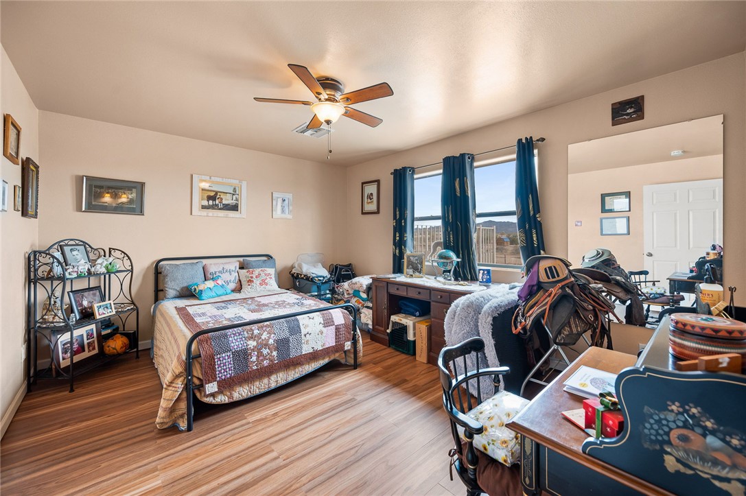 16876 Lawton Road Yucca, AZ 86438 - Photo 25 of 41