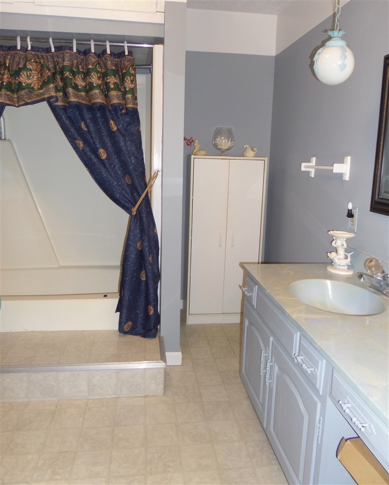 202 Heltonville Road West Bedford, IN 47421 - Photo 14 of 23 Gallery Image 14
