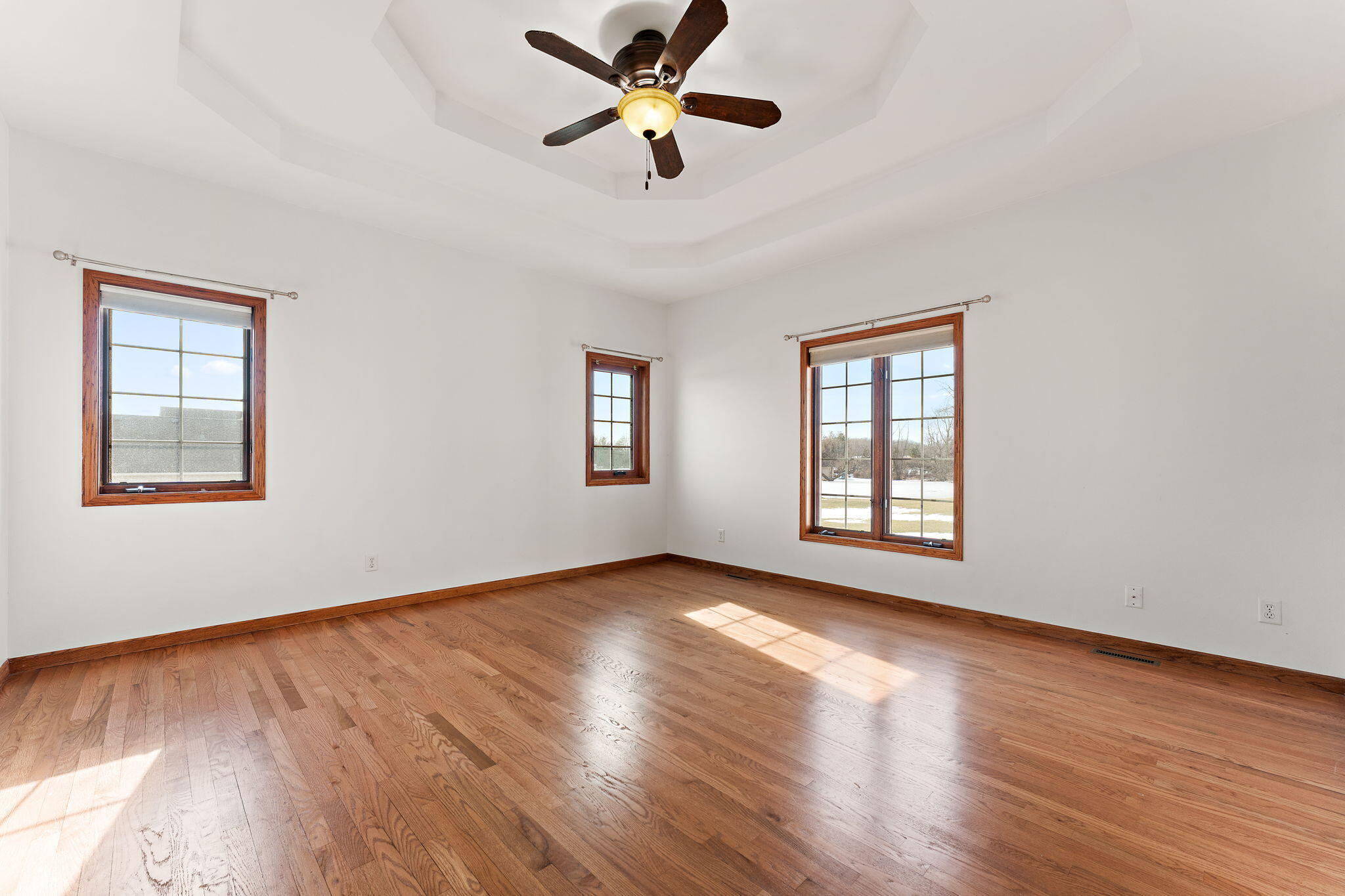 148 Timber Point Court Valparaiso, IN 46385 - Photo 25 of 42 2048x1365