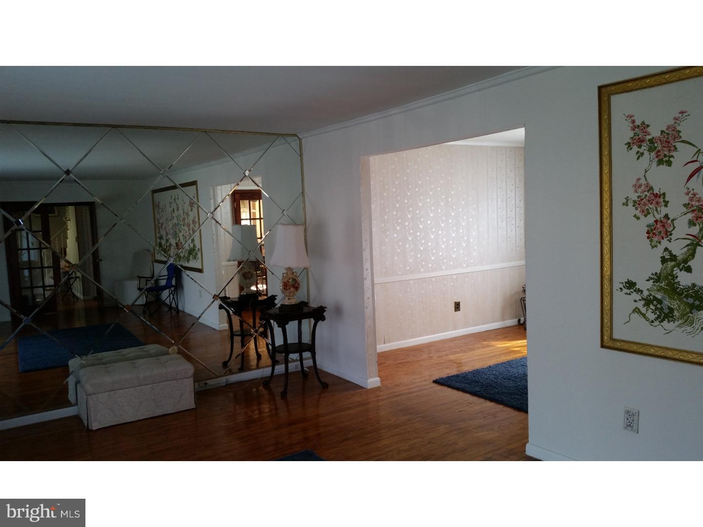 204 Cardinal Road Edgewater Park, NJ 08010 - Photo 4 of 9