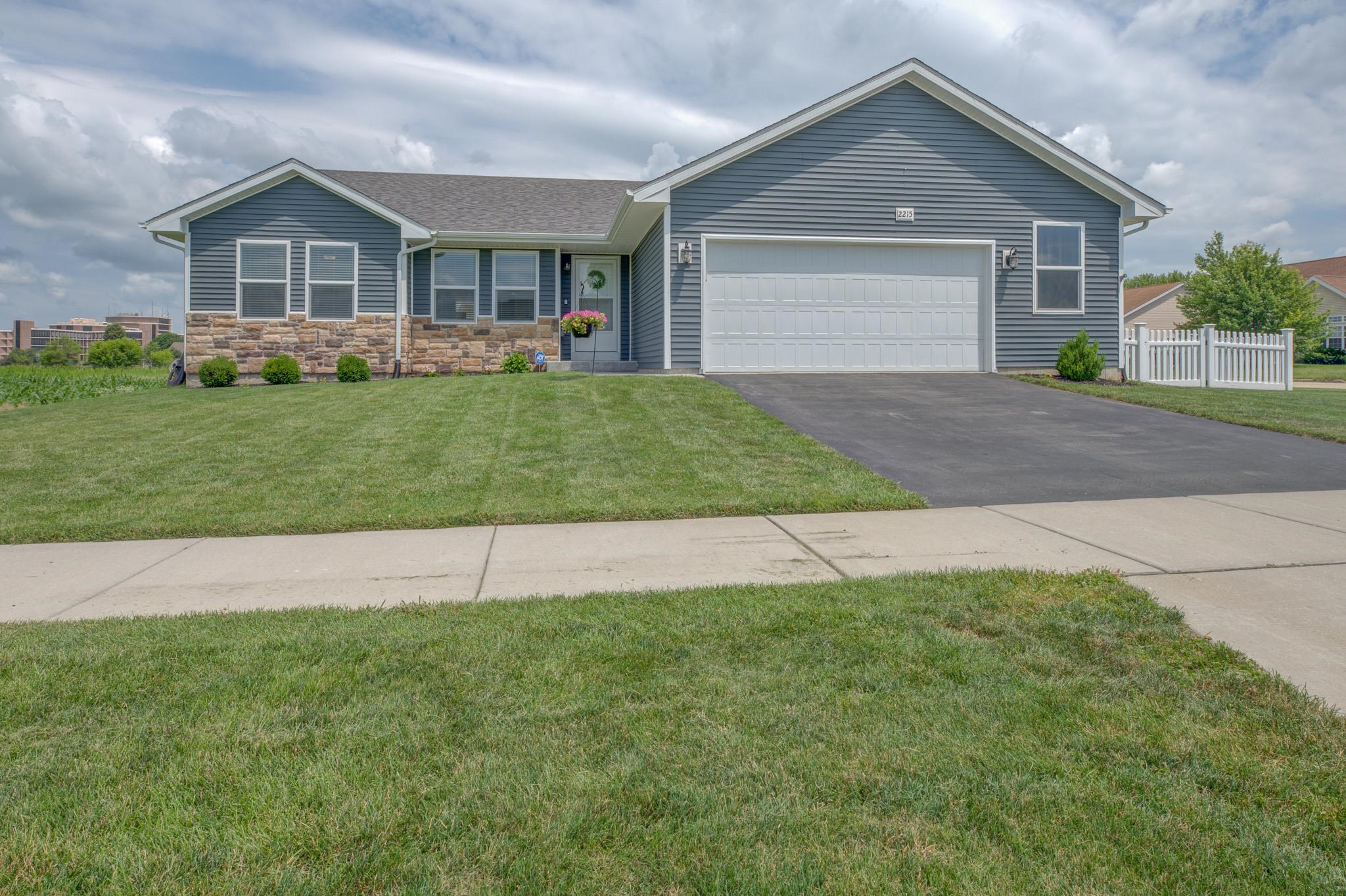 2215 Red Barn Lane Beloit, WI 53511 - Photo 30 of 31