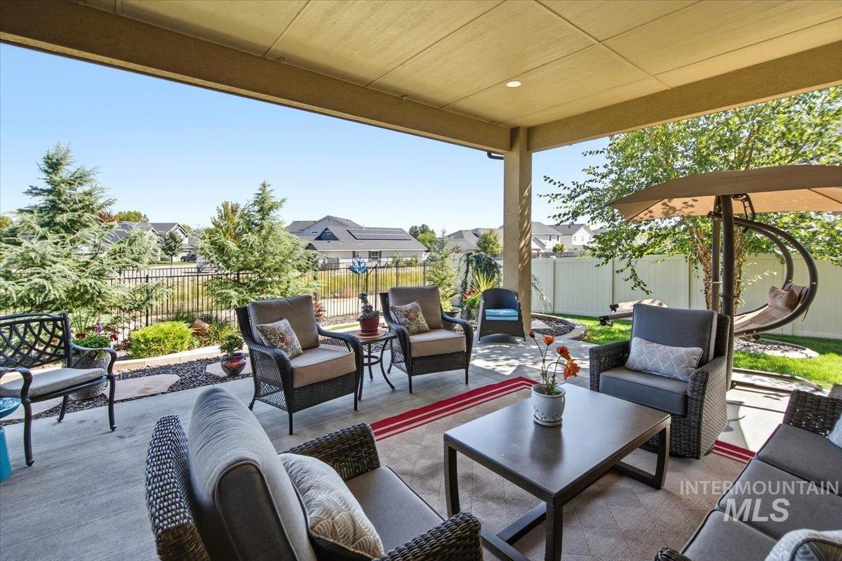 1058 East Radiant Ridge Drive Meridian, ID 83642 - Photo 29 of 41 Gallery Image 29