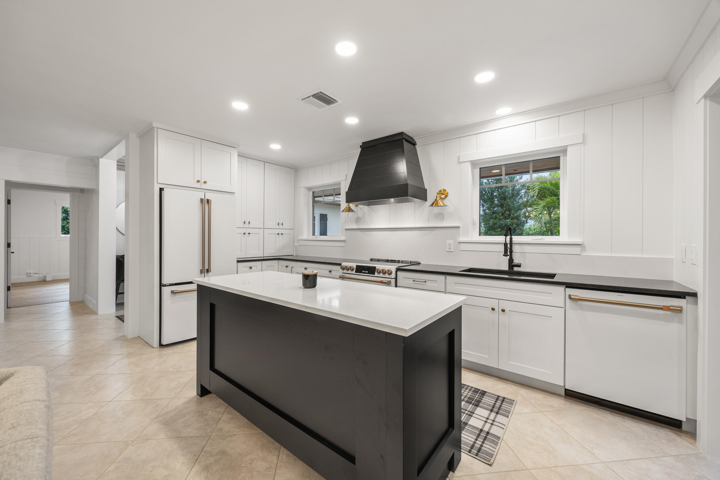 370 Mars Avenue Tequesta, FL 33469 - Photo 13 of 52 13_8p3a3759