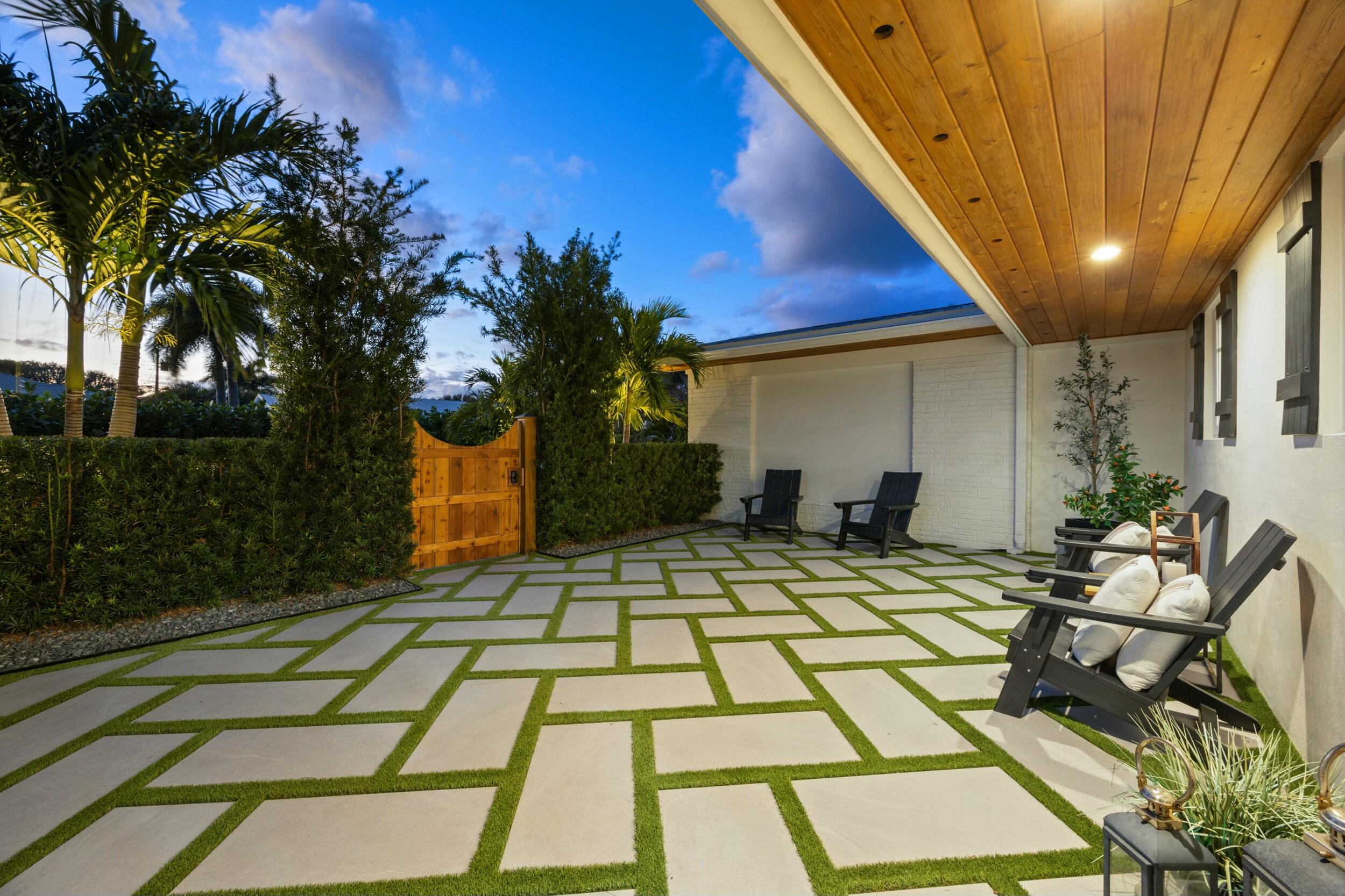 370 Mars Avenue Tequesta, FL 33469 - Photo 42 of 52 tempImageZVeHMN