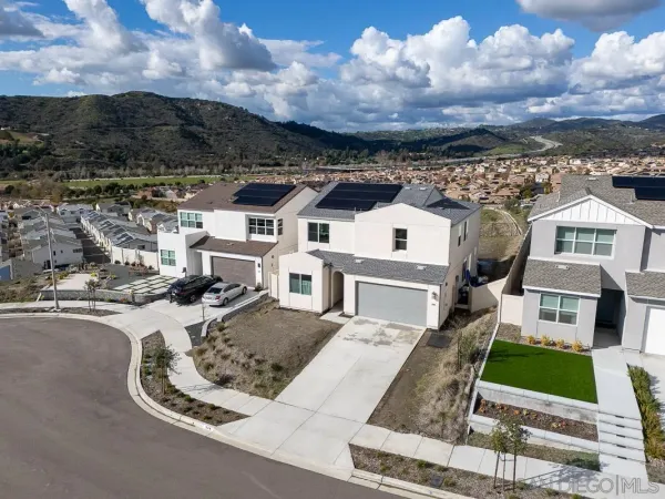 $963,000 | 316 Canter Court, Fallbrook, CA 92028