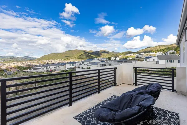 $963,000 | 316 Canter Court, Fallbrook, CA 92028