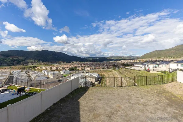 $963,000 | 316 Canter Court, Fallbrook, CA 92028