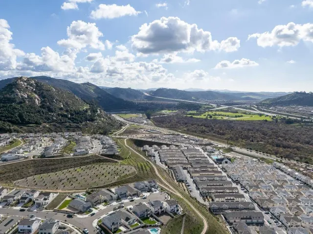 $970,000 | 316 Canter Court, Fallbrook, CA 92028